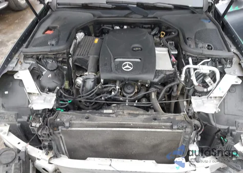 2019 Mercedes-Benz E 300 from USA, damaged, VIN WDDZF4JB8KA595731